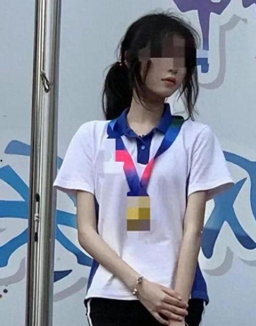 娱乐吃瓜闺蜜视频,闺蜜视频中的那些吃瓜瞬间  第2张